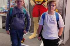 04FB18F2-2EF4-4E6D-8CF8-6C717A6BCF41